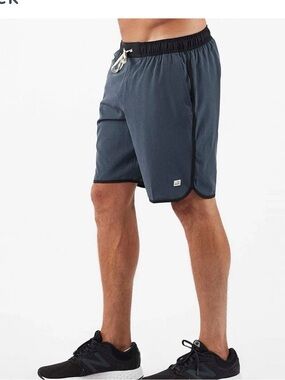 Vuori men’s short  bank  blue size xL